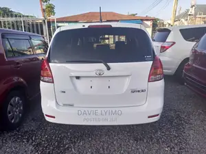 Toyota Corolla Spacio 1.5 v 2003 White