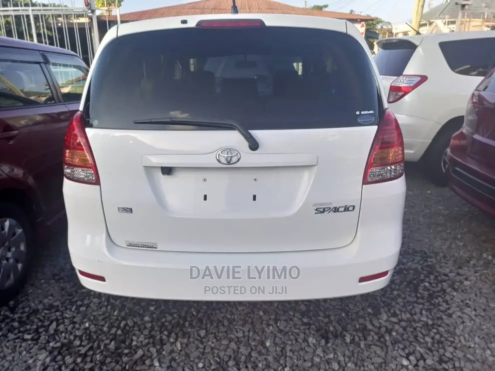 Toyota Corolla Spacio 1.5 v 2003 White