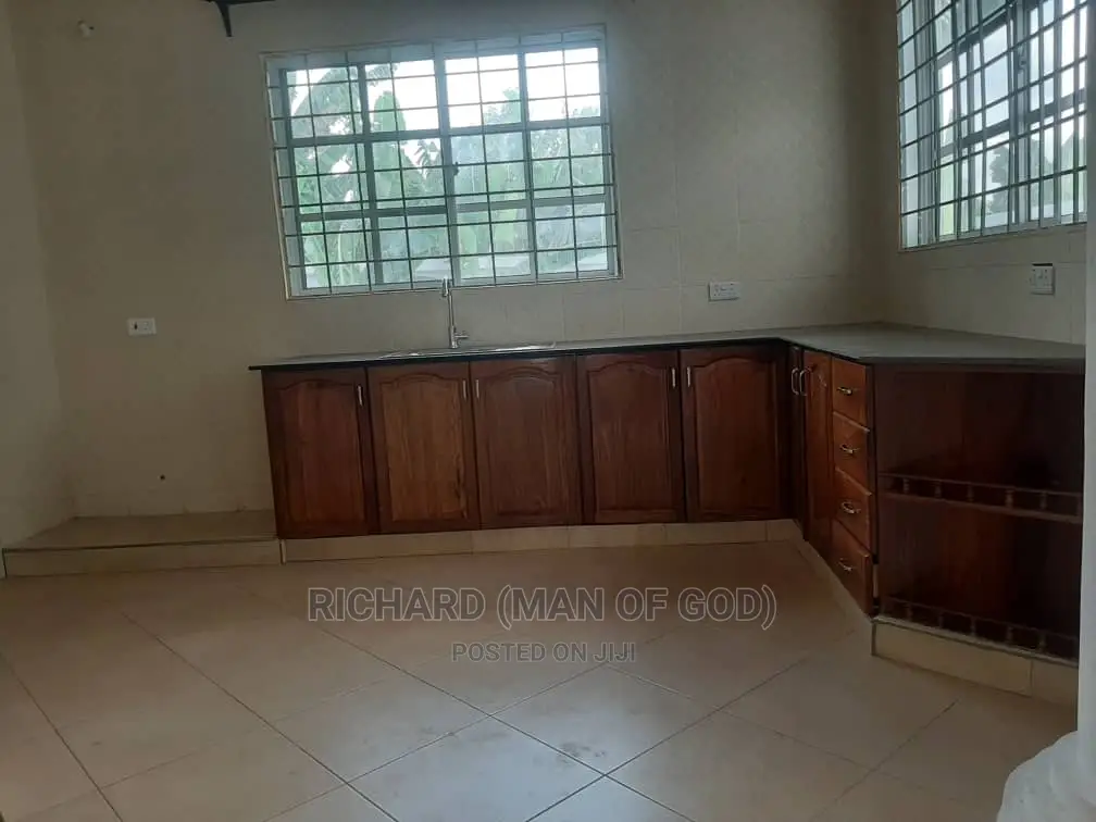 3bdrm Apartment in Arusha for Rent
