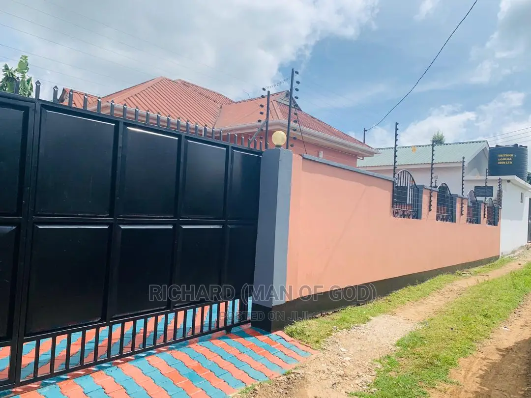 3bdrm Bungalow in Arusha for Sale