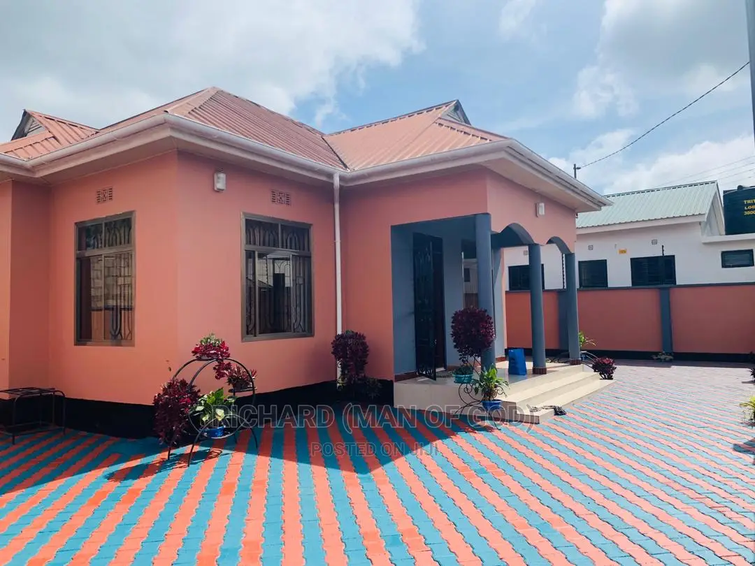 3bdrm Bungalow in Arusha for Sale