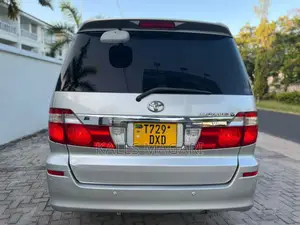 Toyota Alphard 2004 Silver