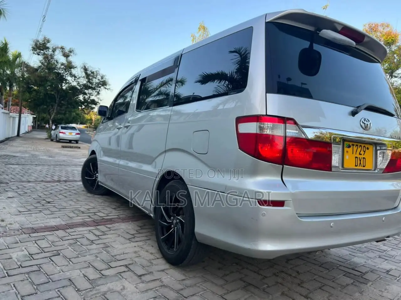 Toyota Alphard 2004 Silver