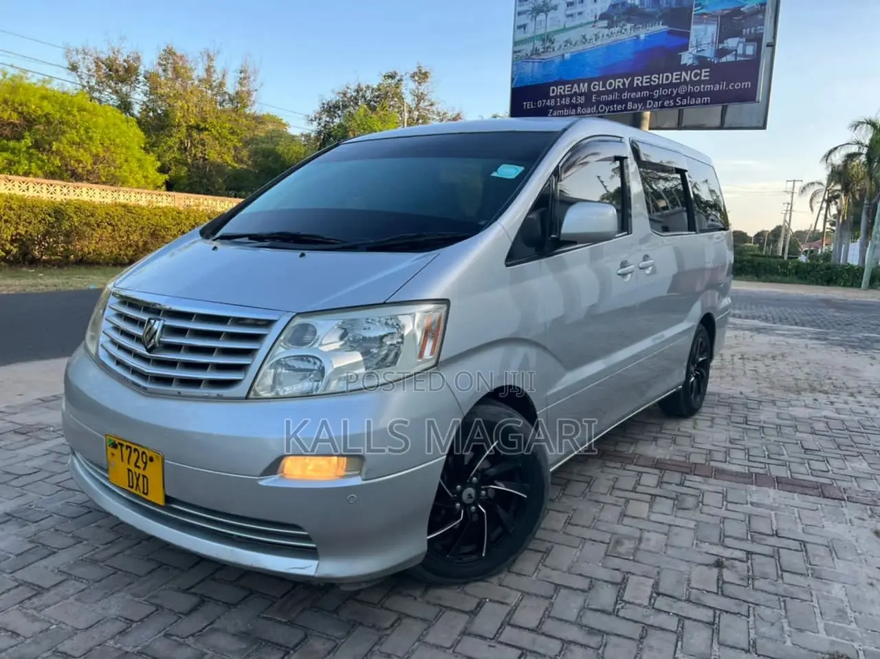 Toyota Alphard 2004 Silver
