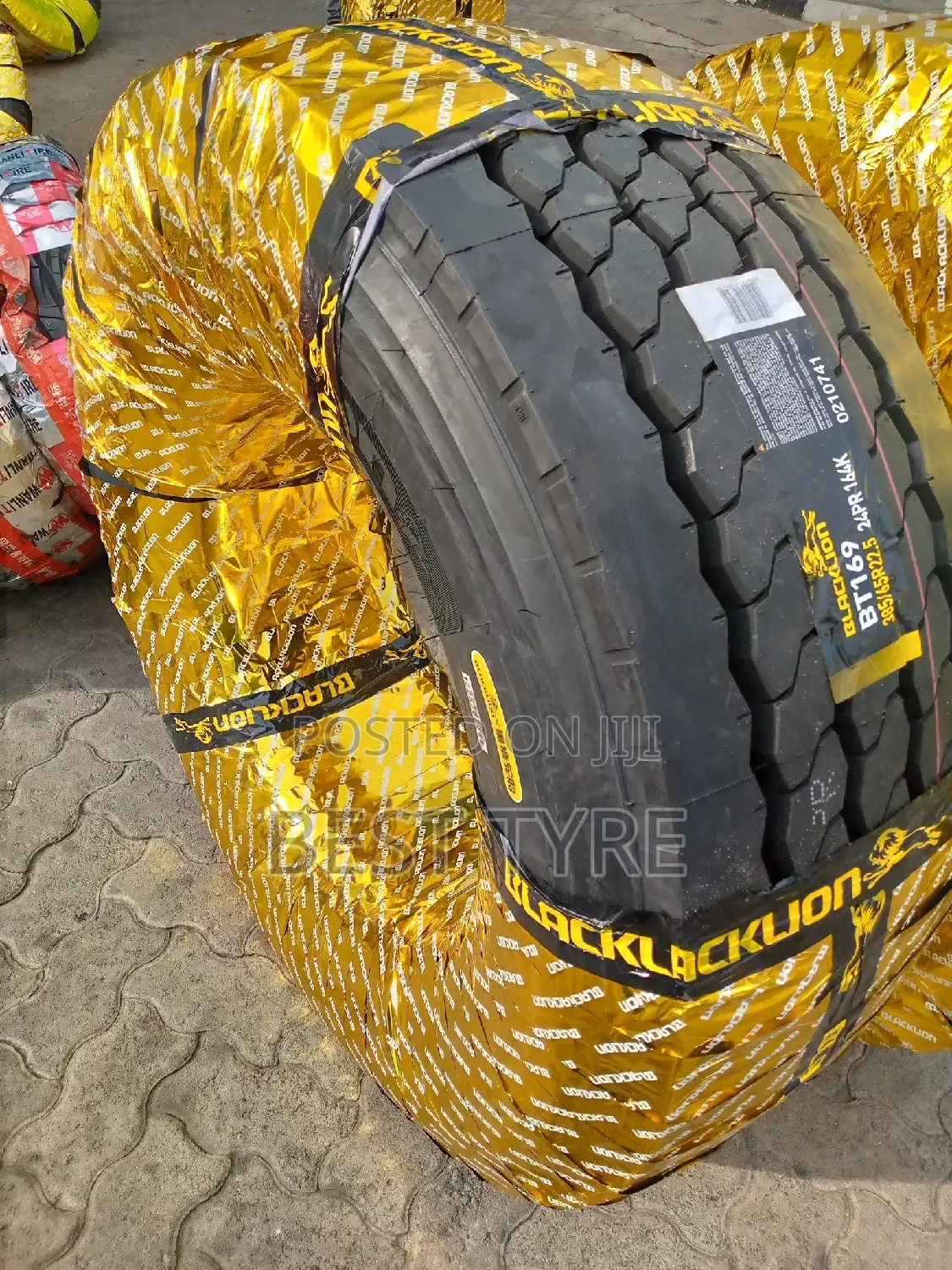 Blacklion Supersingle 385/80r22.5