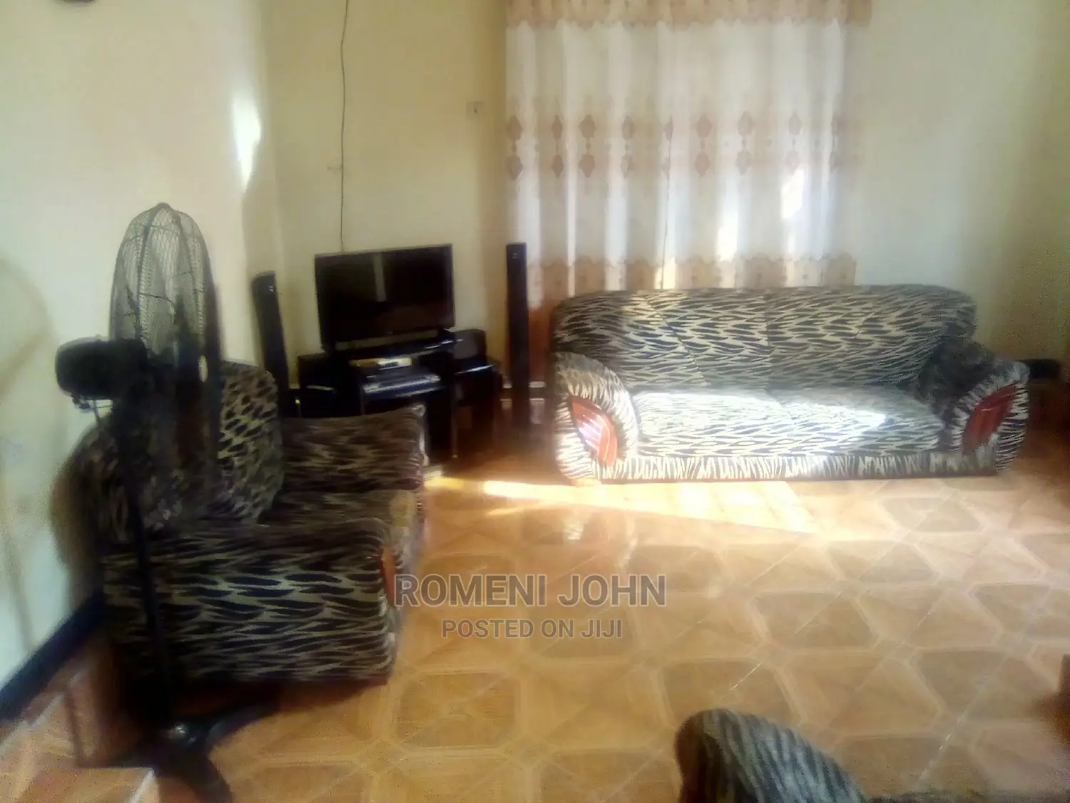 Furnished 5bdrm Townhouse/Terrace in Tanzania Daressalaam for Sale