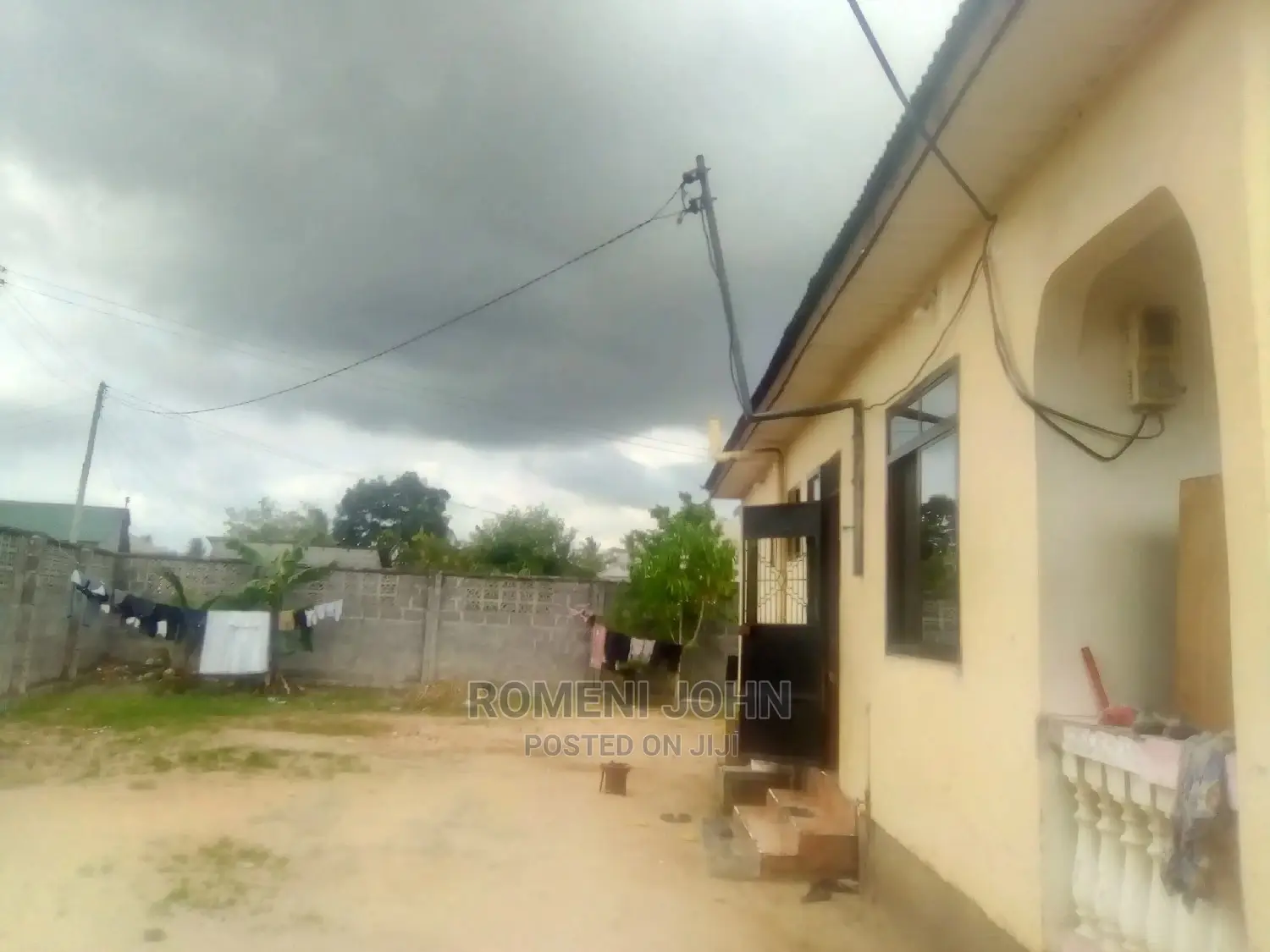 Furnished 5bdrm Townhouse/Terrace in Tanzania Daressalaam for Sale