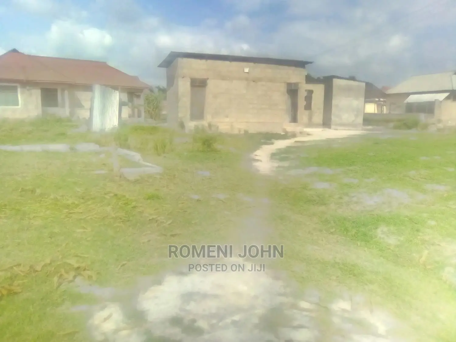 2bdrm Townhouse/Terrace in Tanzania Daressalaam for Sale