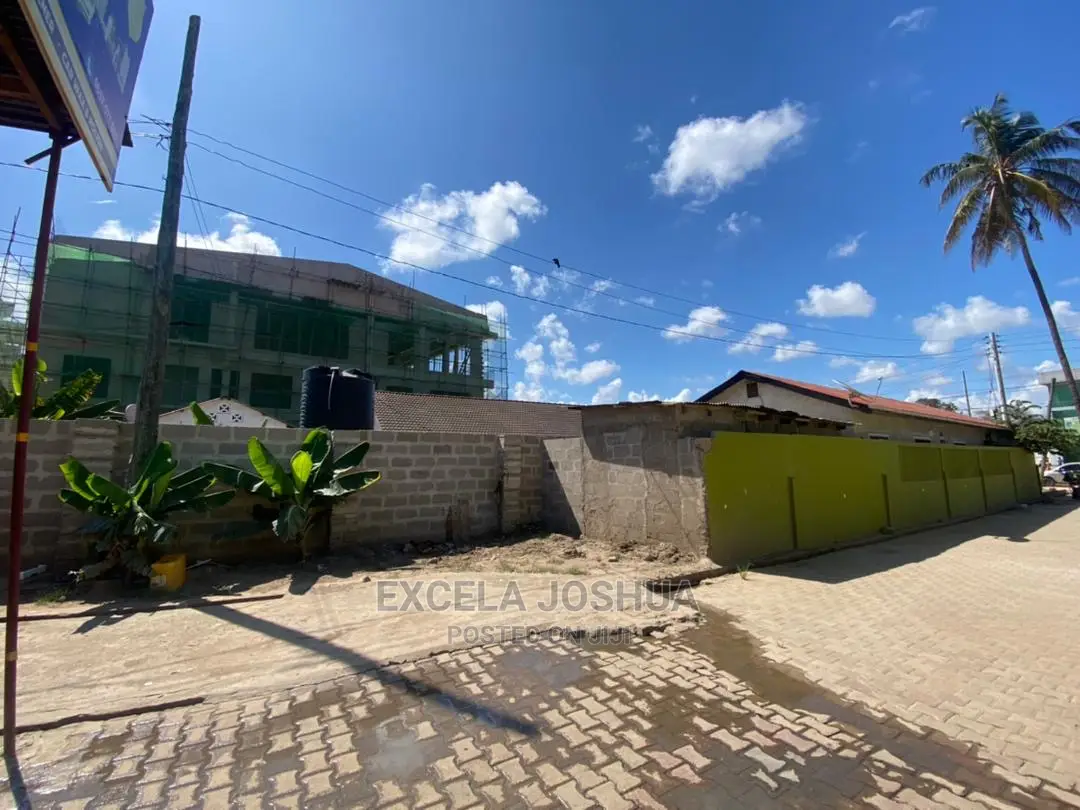 Eneo Linauzwa Tegeta Karibu Na Kibo Complex