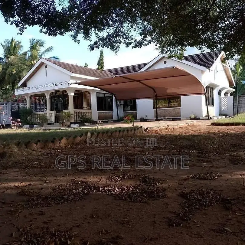 4bdrm House in Mbezi Beach, Kinondoni for Sale