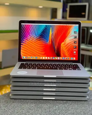Laptop Apple MacBook Pro 2015 8GB Intel Core I5 HDD+SSD 256GB