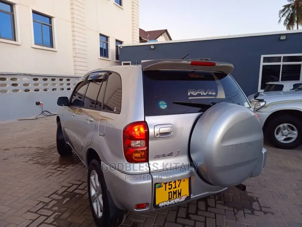 Toyota RAV4 2005 Silver