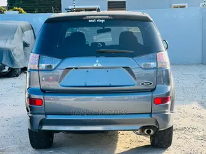 Mitsubishi Outlander 2006 Silver