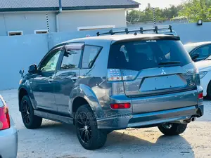 Mitsubishi Outlander 2006 Silver