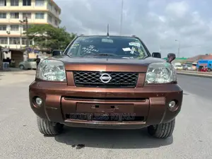Nissan X-Trail 2005 Brown