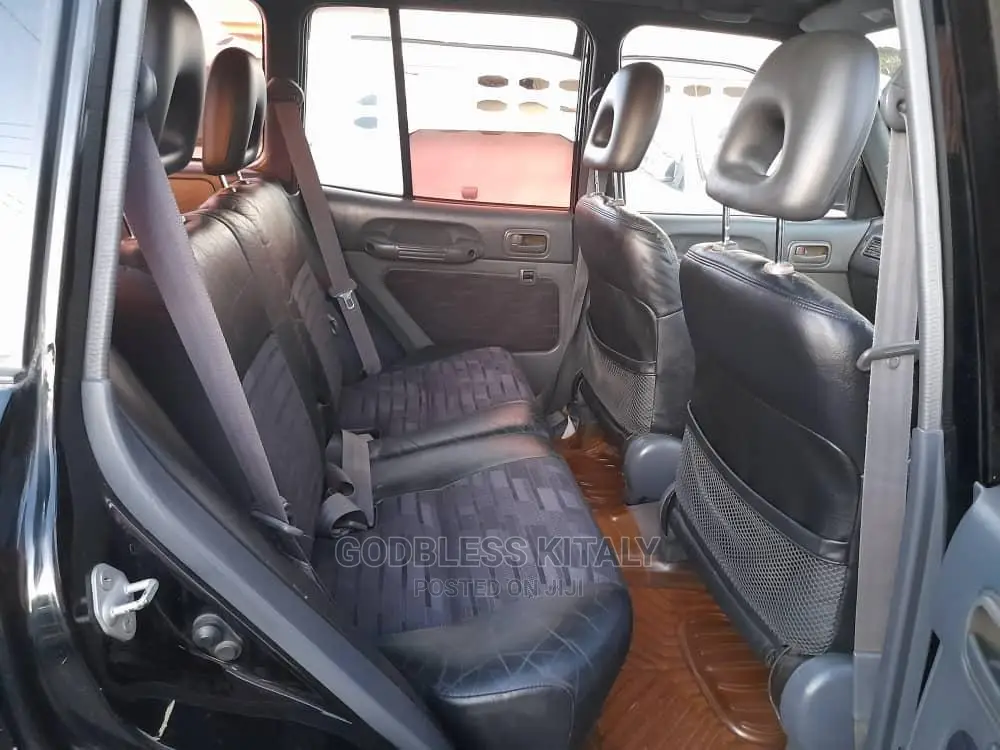 Toyota RAV4 1999 Black