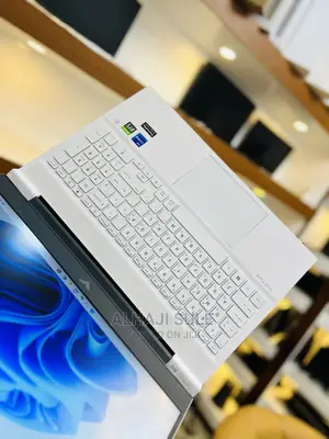 New Laptop HP Victus 16 16GB Intel Core I7 SSD 512GB