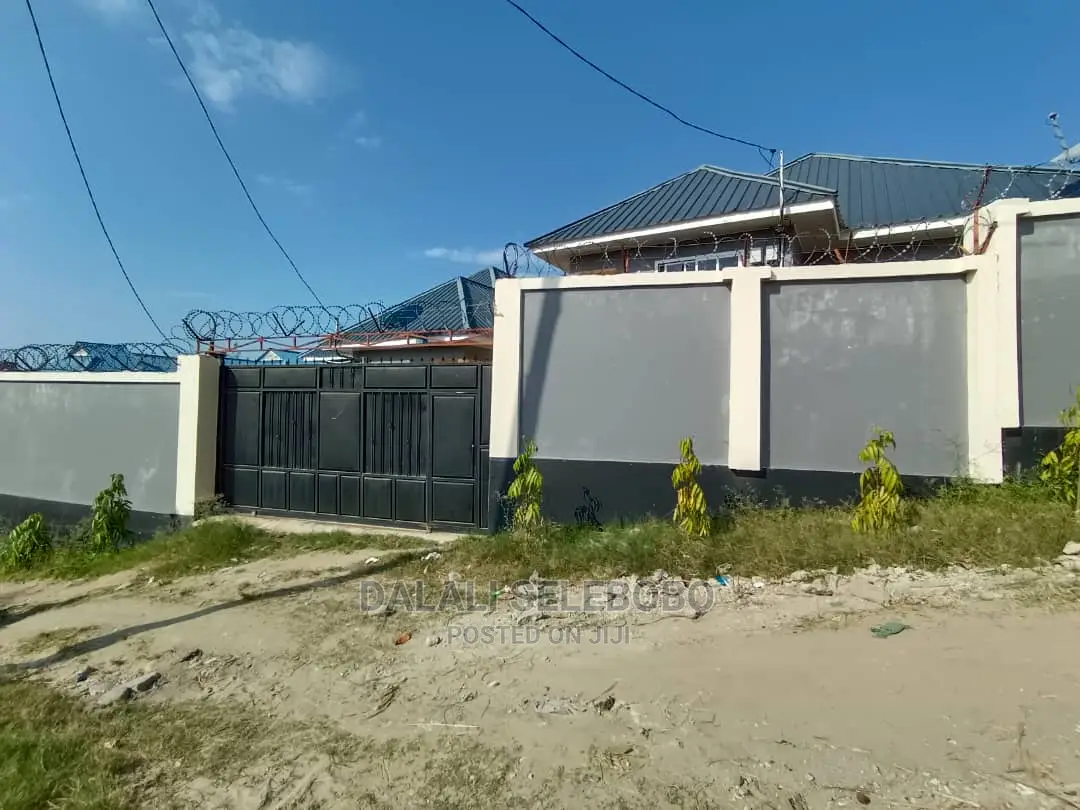 1bdrm Apartment in Kimara for Rent