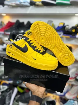 Nike Air Force 1