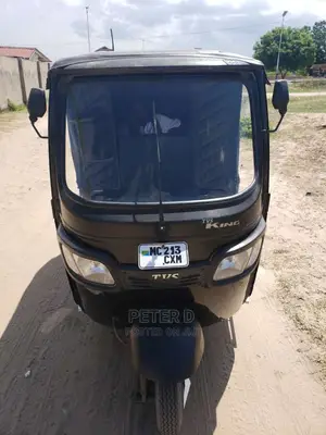 TVS Apache 180 RTR 2022 Black