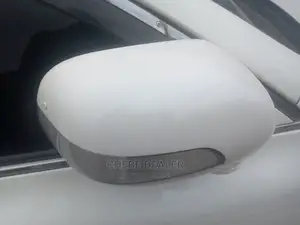 Toyota Crown 2005 White