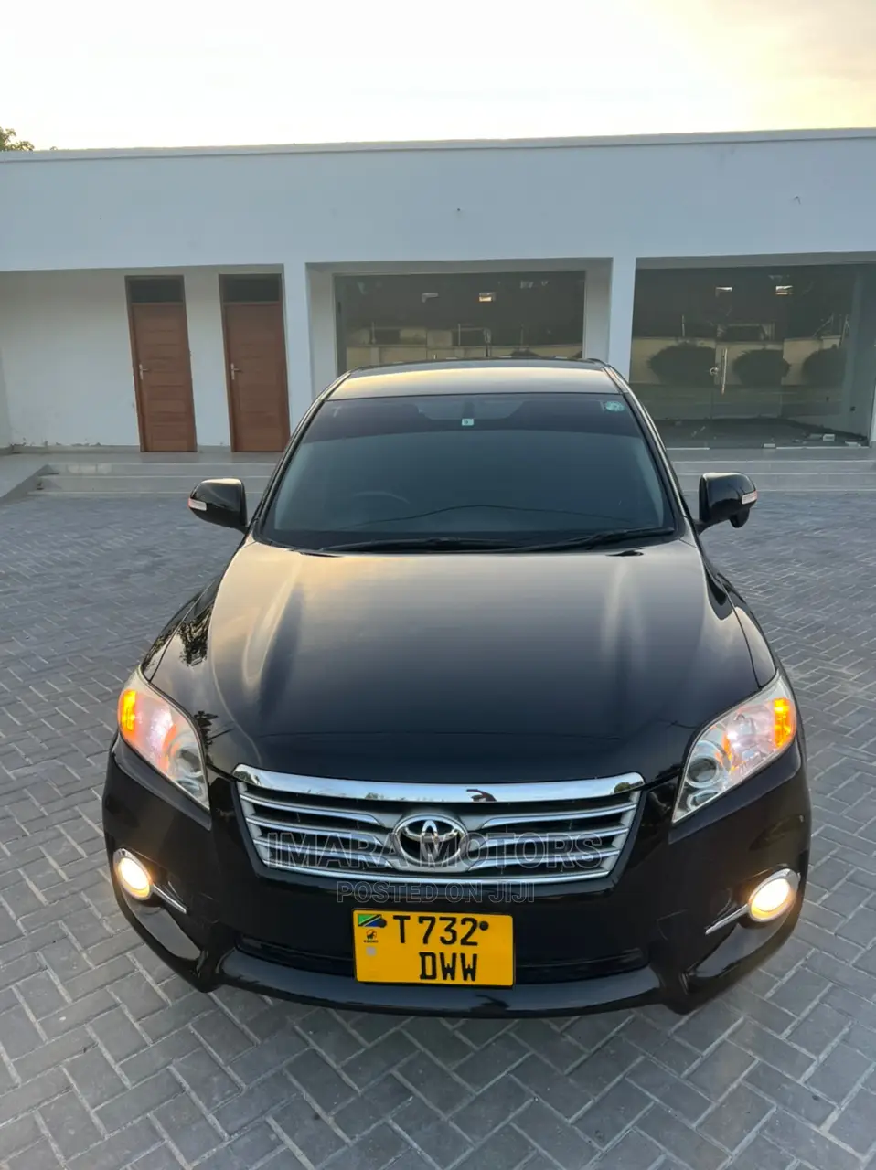Toyota Vanguard 2010