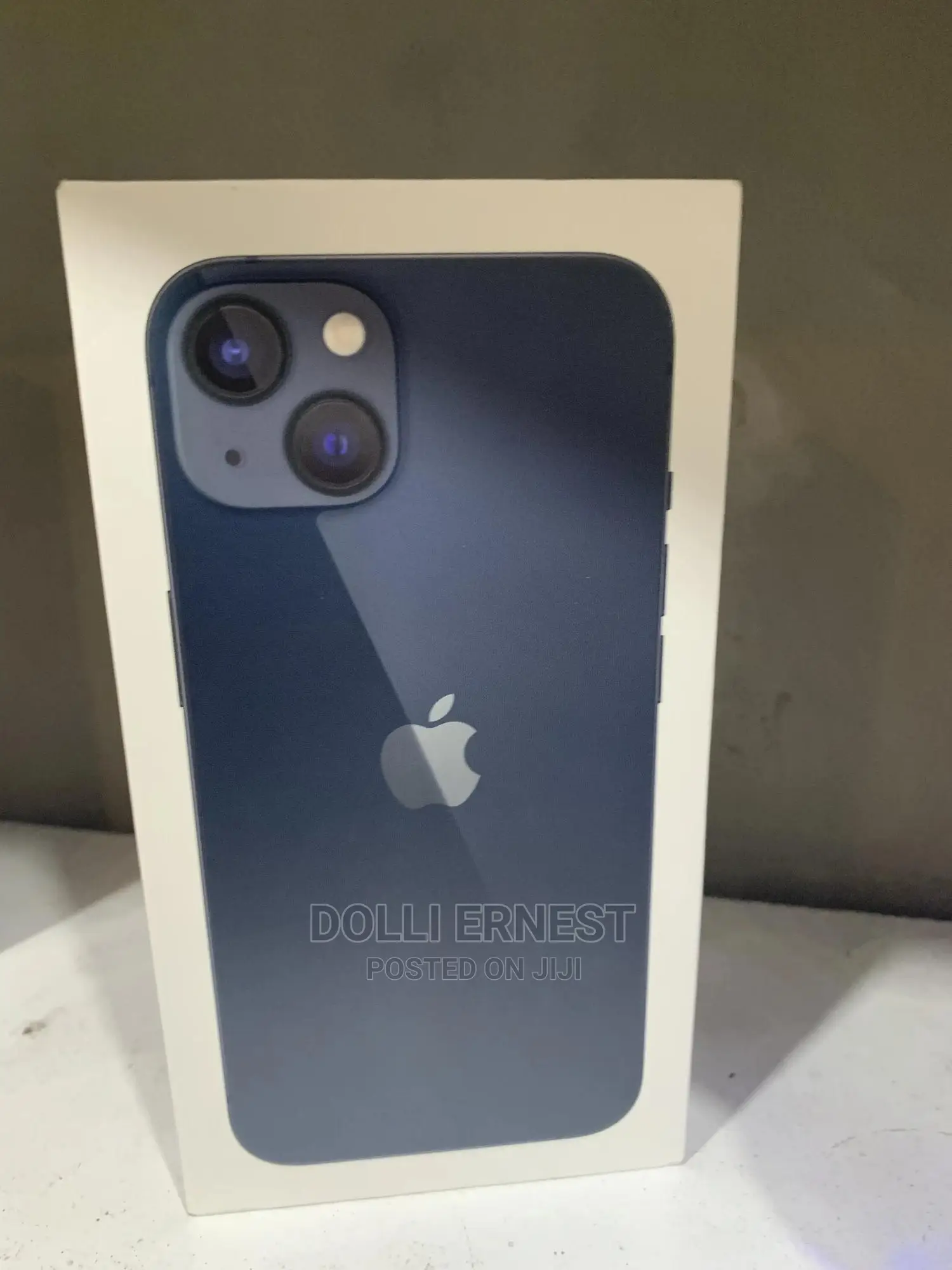 New Apple iPhone 13 128 GB Blue
