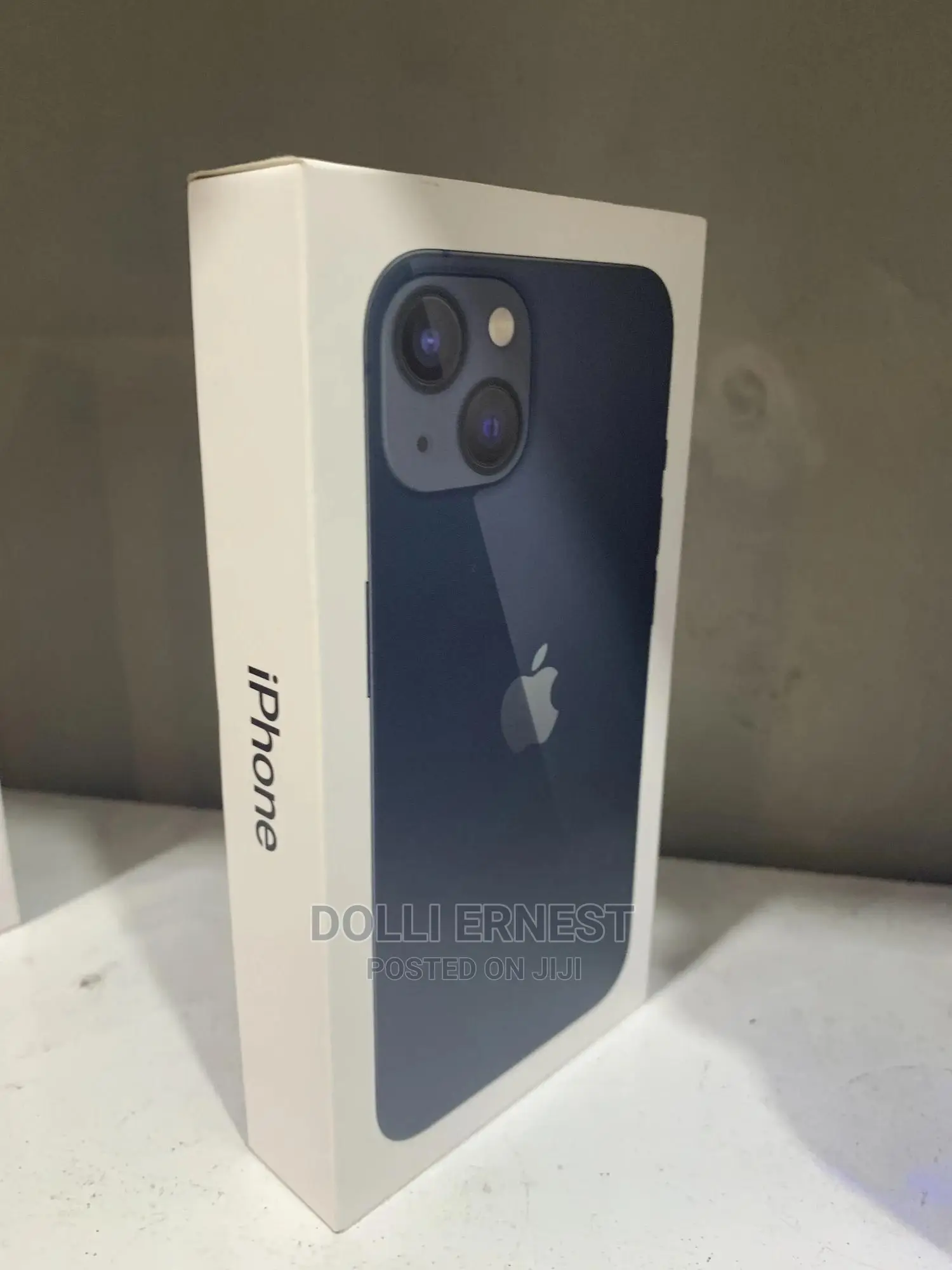 New Apple iPhone 13 128 GB Blue