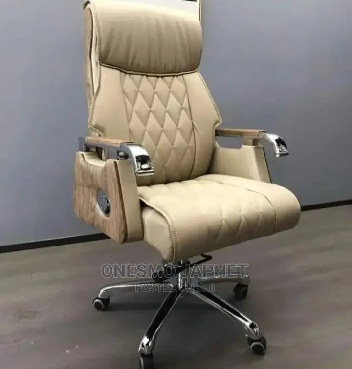 Excegative Chairs