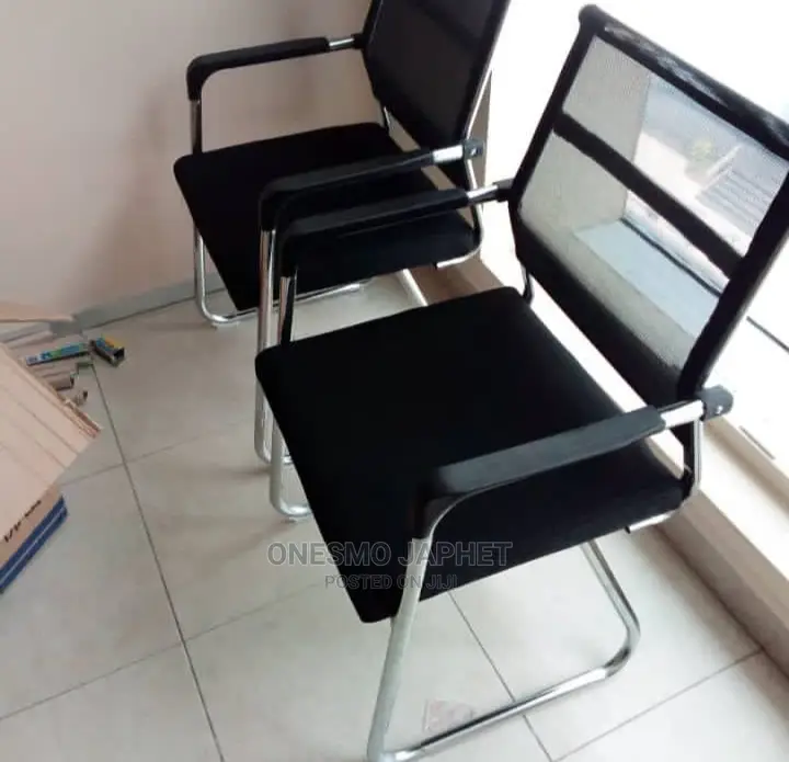 Vistas Chair