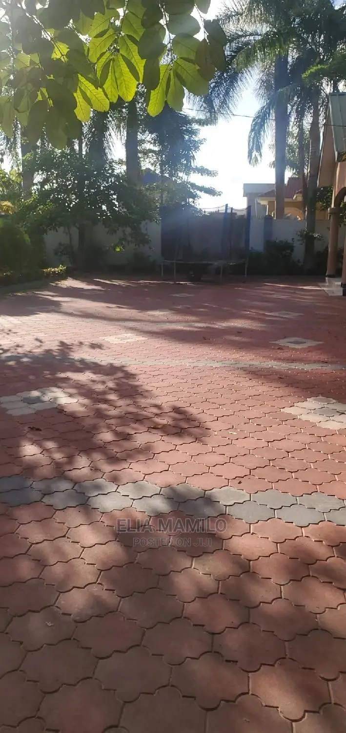 Furnished 4bdrm House in Kibada Kigamboni for Rent