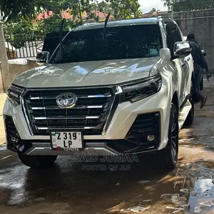 Toyota Land Cruiser Prado 2.7 VVT-i 2015 White