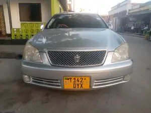 Toyota Crown 2004 Silver