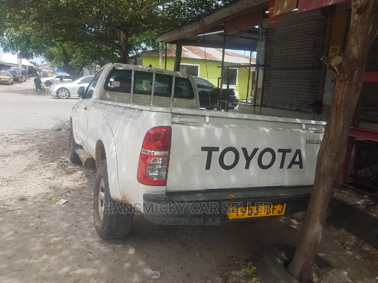 Toyota Hilux 2013 White