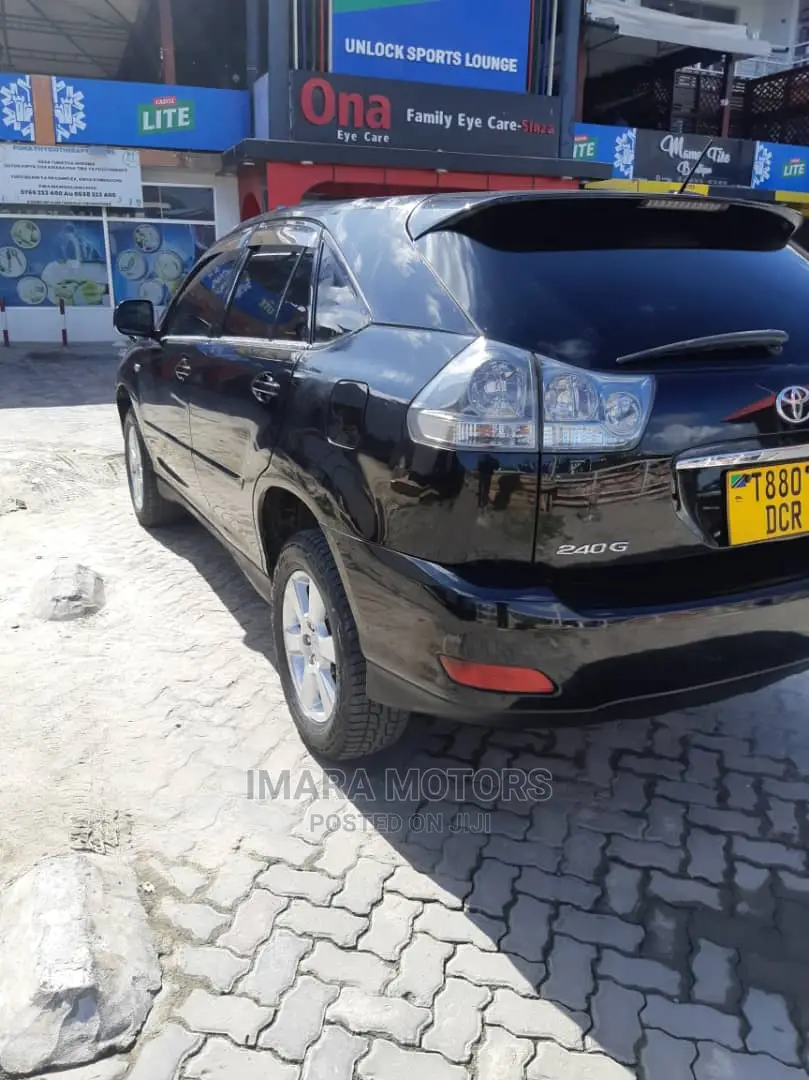 Toyota Harrier 2005