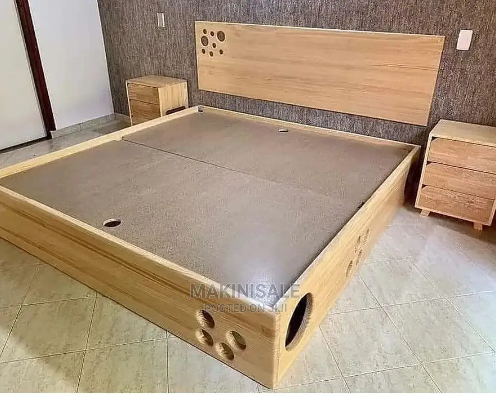 Kitanda Kizuri Sana Simple