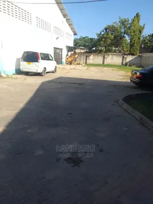Warehouse in Mikocheni 738 Sqm