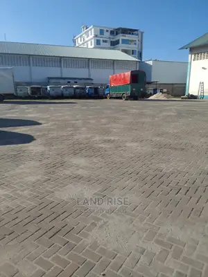 Warehouse in Mikocheni 738 Sqm