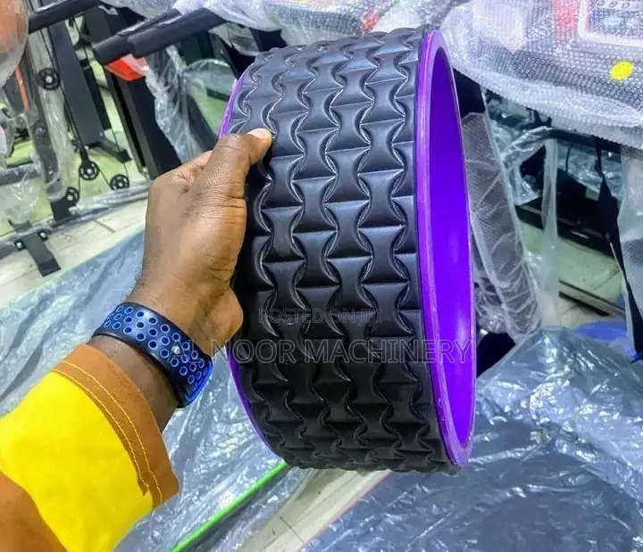 Triggel Point Yoga Wheel