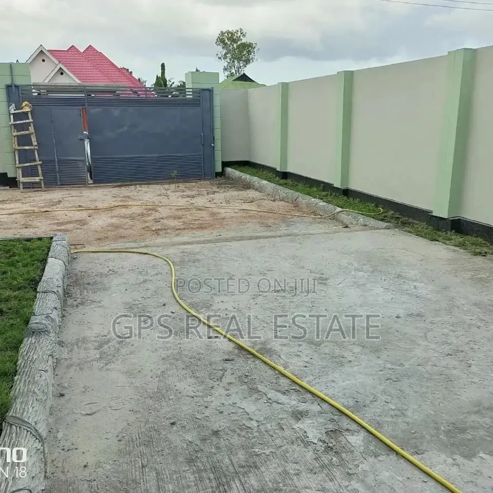 3bdrm House in Tuangoma, Kigamboni for Sale