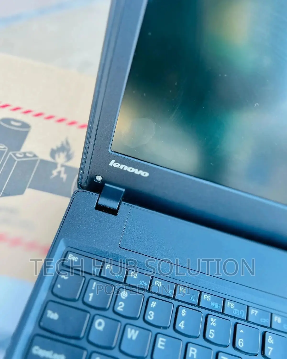 New Laptop Lenovo ThinkPad X131e 4GB Intel HDD 320GB