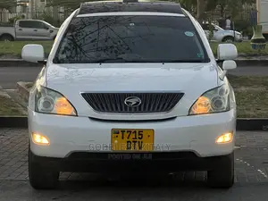 Toyota Harrier 2006 White
