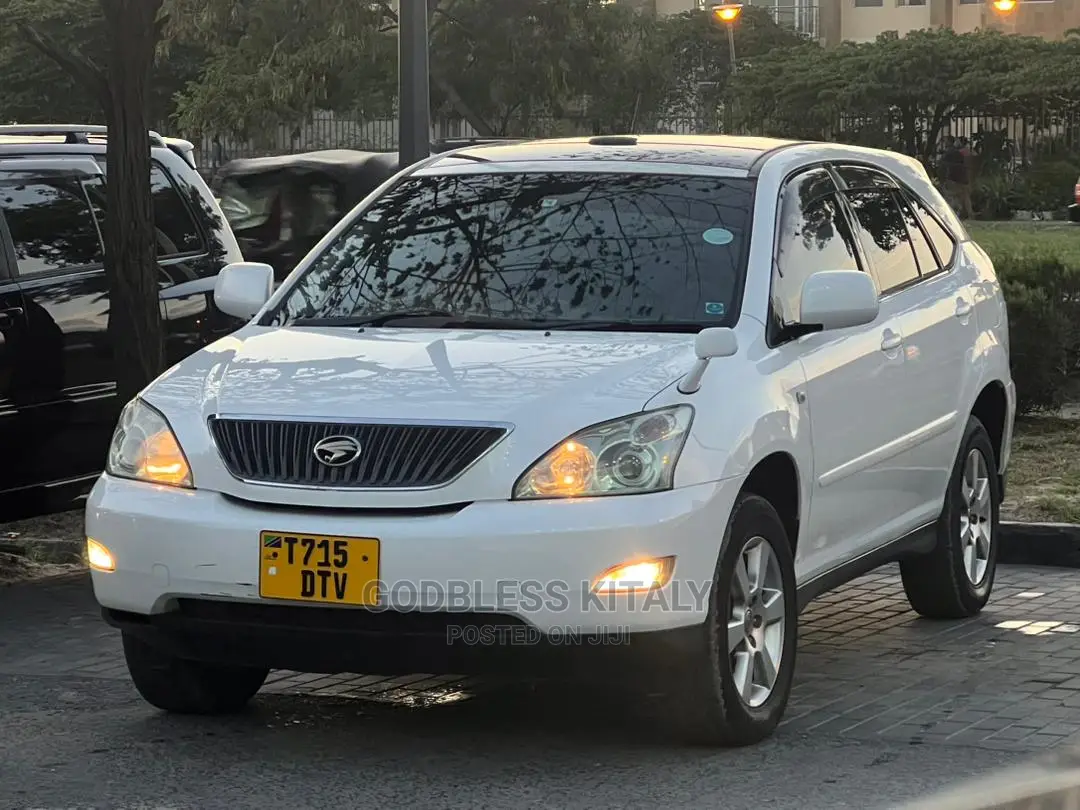Toyota Harrier 2006 White