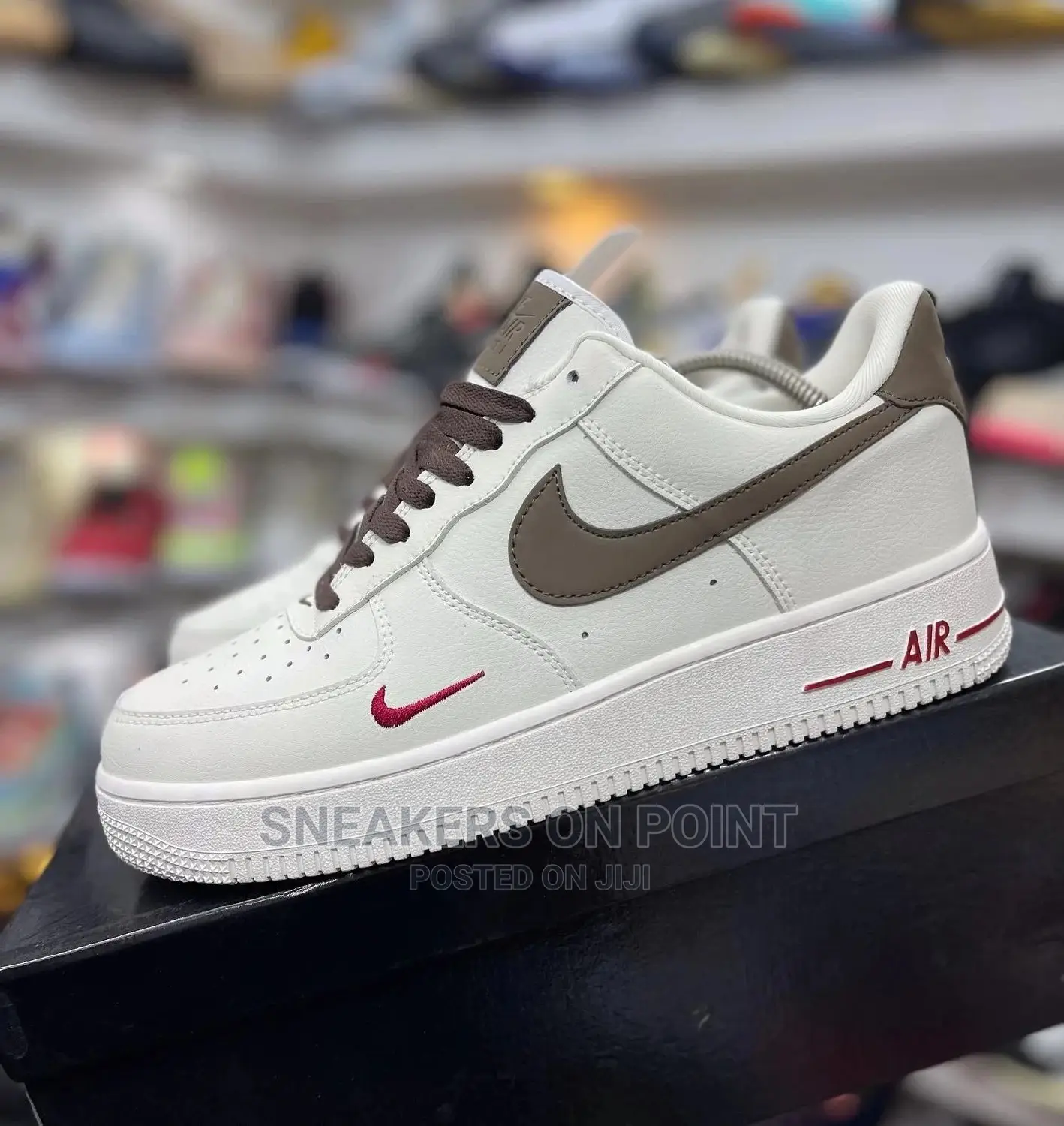 Nike Air Force 1