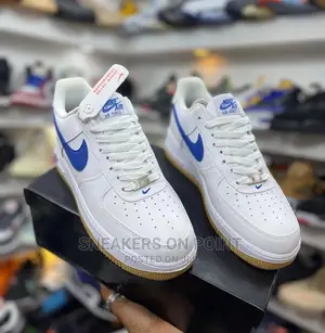 Nike Air Force 1