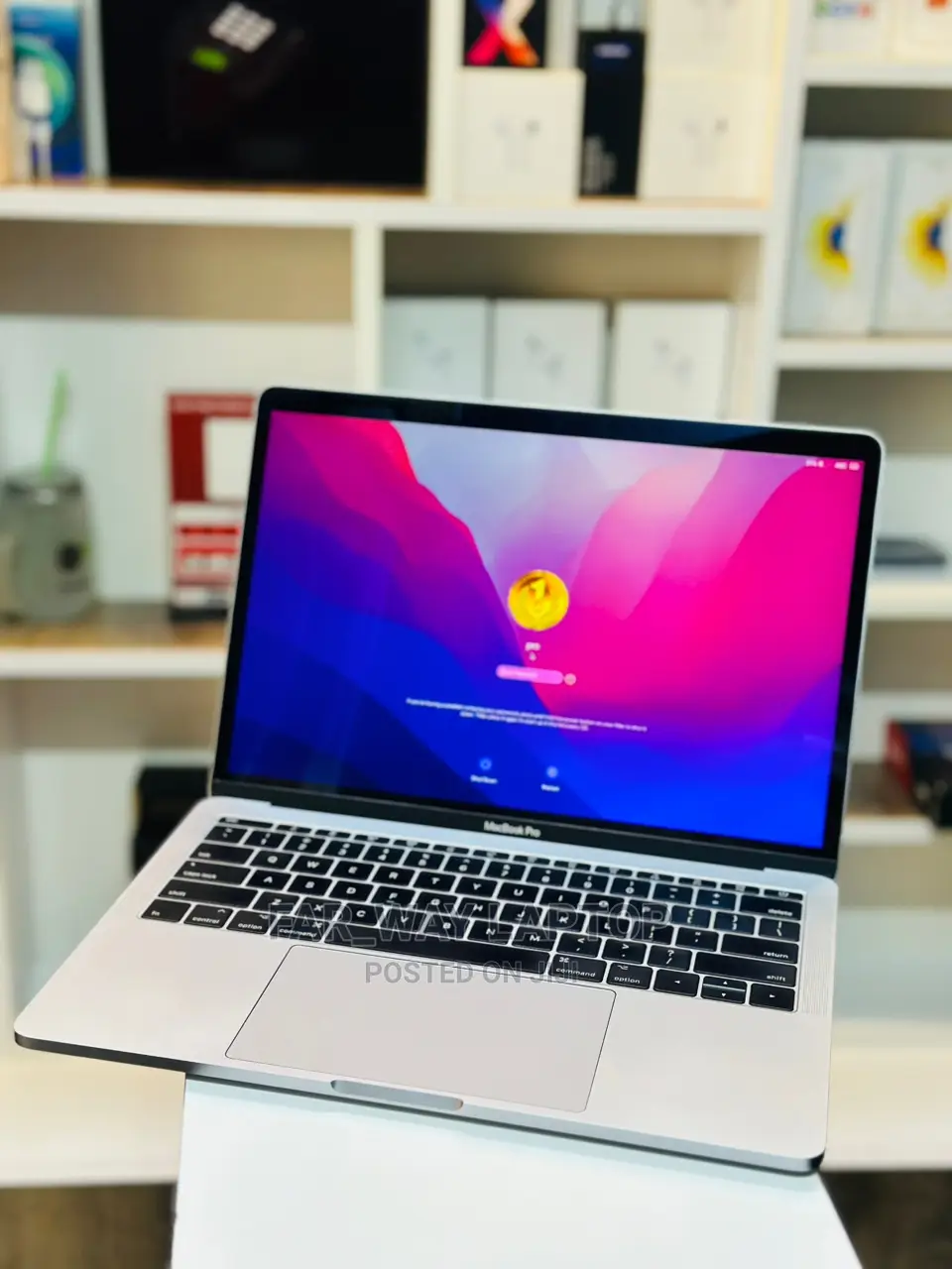 New Laptop Apple MacBook Air 2022 M2 8GB Apple M2 SSD 512GB