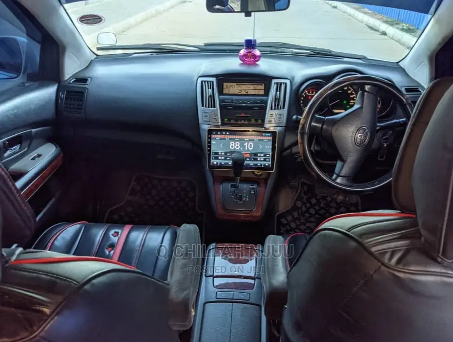 Toyota Harrier 2005 White