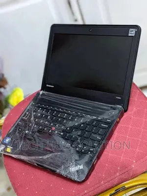 New Laptop Lenovo ThinkPad X130e 4GB Intel SSD 500GB