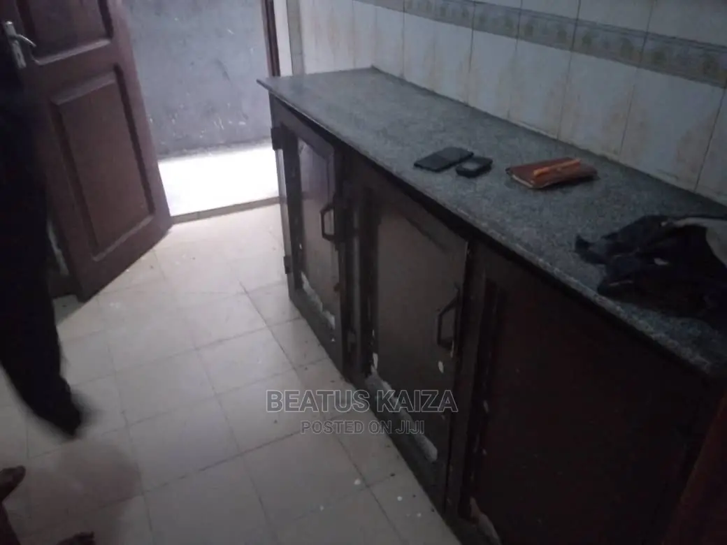 3bdrm Apartment in Livingstone And, Kariakoo for rent