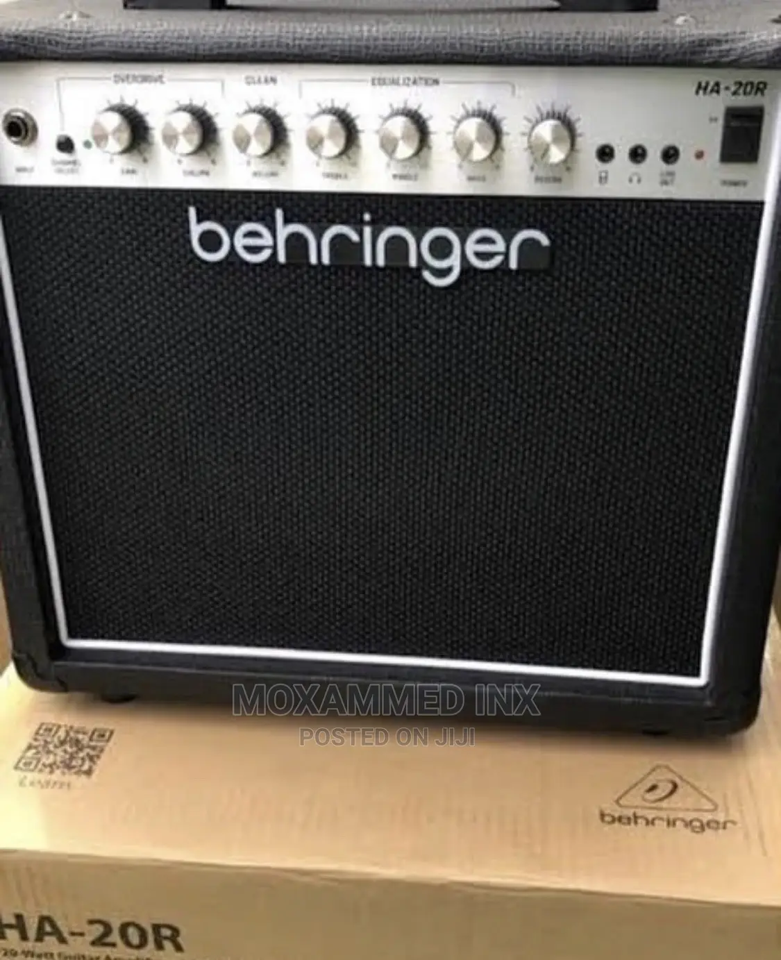 Behringer 20watts Guitar Amplifier